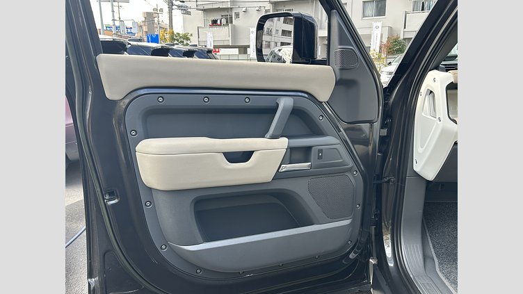 2023 認定中古車 Land Rover Defender 110 カルパチアングレイ D300 AWD（AT） S