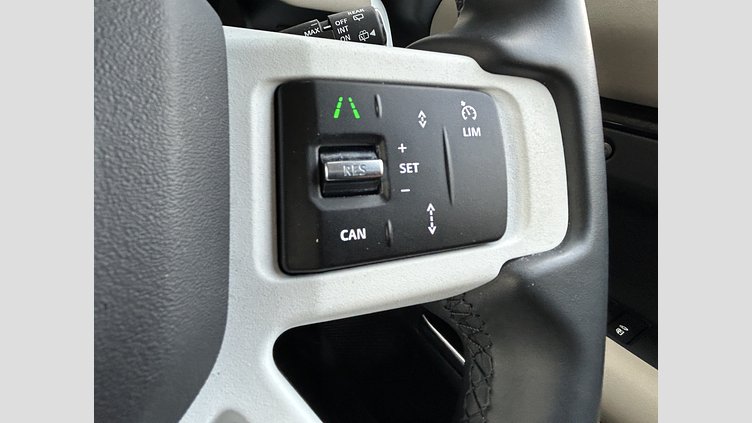 2023 認定中古車 Land Rover Defender 110 カルパチアングレイ D300 AWD（AT） S