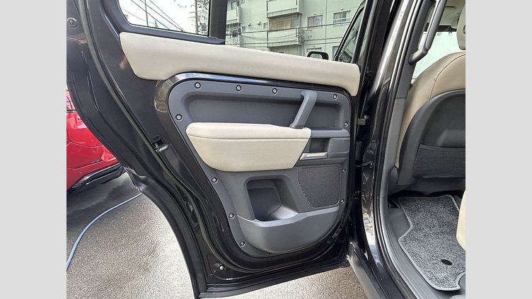 2023 認定中古車 Land Rover Defender 110 カルパチアングレイ D300 AWD（AT） S