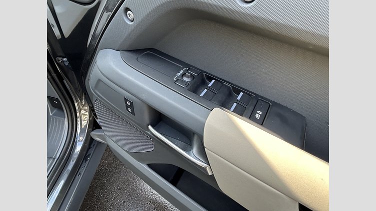 2023 認定中古車 Land Rover Defender 110 カルパチアングレイ D300 AWD（AT） S