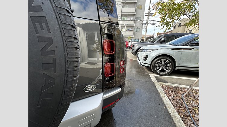 2023 認定中古車 Land Rover Defender 110 カルパチアングレイ D300 AWD（AT） S
