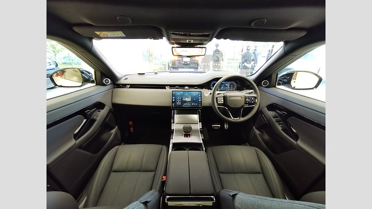 2024 認定中古車 Land Rover Range Rover Evoque アロイオスグレイ P300eプラグインハイブリッド（ガソリン） スタンダードホイールベース DYNAMIC HSE