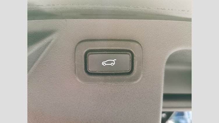 2019 認定中古車 Land Rover Discovery Sport ナルヴィックブラック D180 AWD（オートマチック） 標準ホイールベース ディスカバリー スポーツ