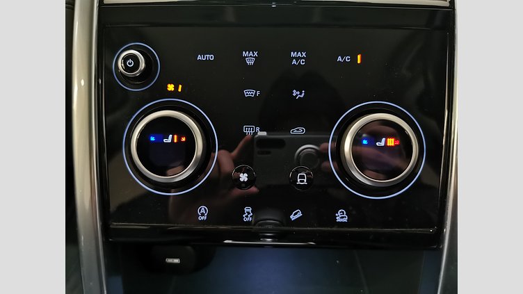 2019 認定中古車 Land Rover Discovery Sport ナルヴィックブラック D180 AWD（オートマチック） 標準ホイールベース ディスカバリー スポーツ