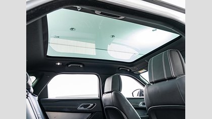 Range Rover Velar 12