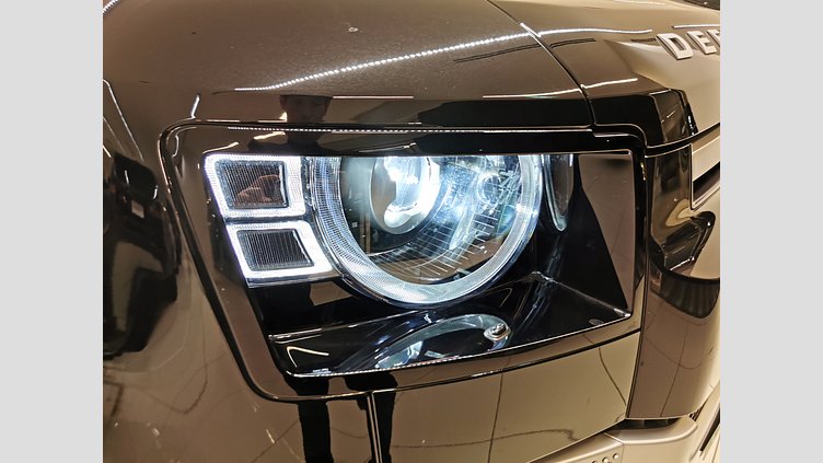 2024 認定中古車 Land Rover Defender 110 サントリーニブラック D300 AWD（AT） S