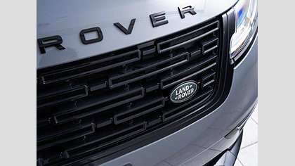 Range Rover Velar 14