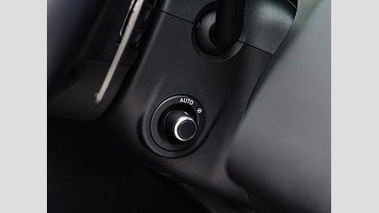 Range Rover Velar 15