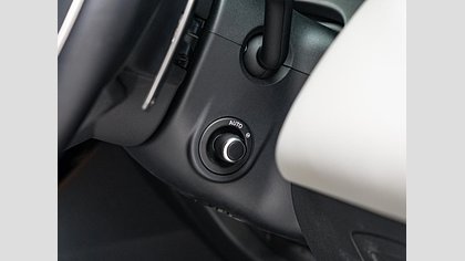 Range Rover Velar 12