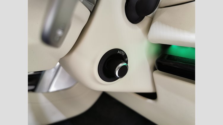 2023 認定中古車 Land Rover Range Rover サントリーニブラック P530 AWD（AT） ロングホイールベース HSE