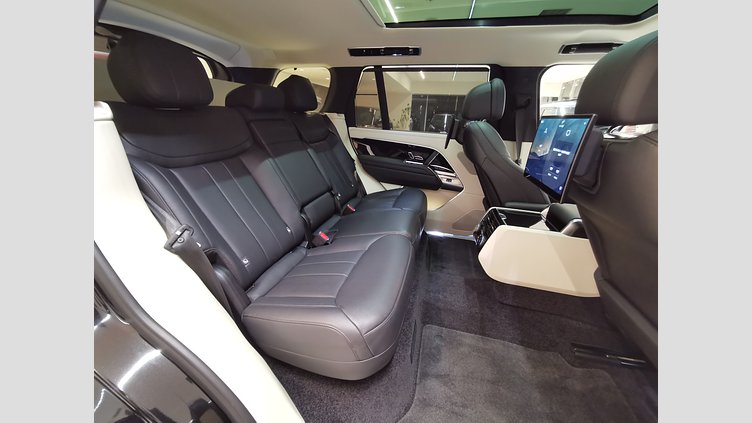 2023 認定中古車 Land Rover Range Rover サントリーニブラック P530 AWD（AT） ロングホイールベース HSE