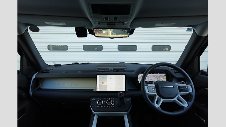 2024 認定中古車 Land Rover Defender 110 サントリーニブラック D350 ディーゼルマイルドハイブリッド S
