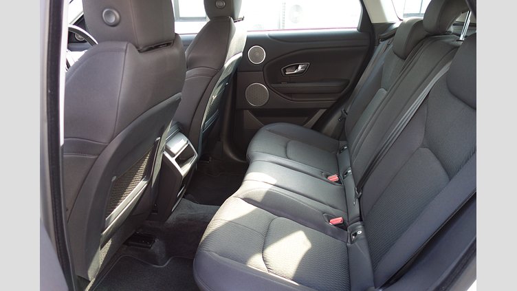 2018 認定中古車 Land Rover Range Rover Evoque Fuji White 2.0 litre i4P​ SE