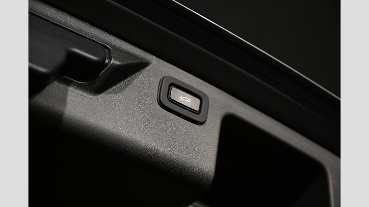 2022 Begagnad Land Rover Range Rover Evoque Lantau Bronze AWD P300e R-Dynamic SE