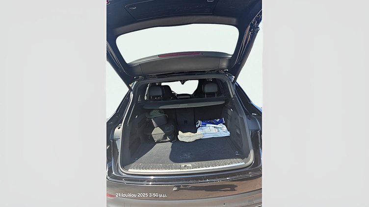 2018 Approved Land Rover Range Rover Corris Grey 2.0 litre i4 PHEV​ VOGUE