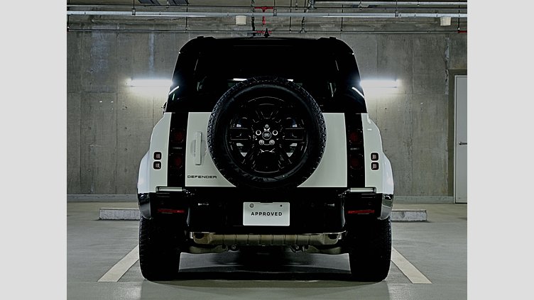 2023 認定中古車 Land Rover Defender 110 Fuji White 2.0 litre i4P Petrol S P300