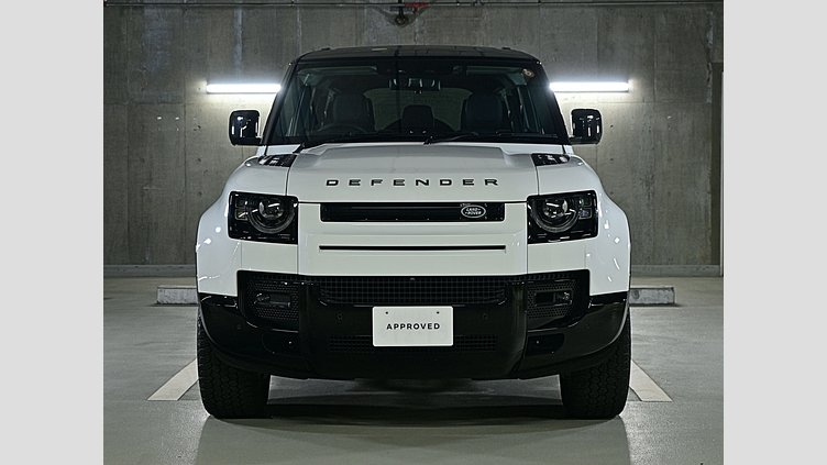 2023 認定中古車 Land Rover Defender 110 Fuji White 2.0 litre i4P Petrol S P300