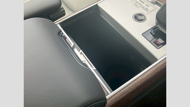 2024 認定中古車 Land Rover Range Rover フジホワイト D300 AWD MHEV（AT） スタンダードホイールベース Autobiography