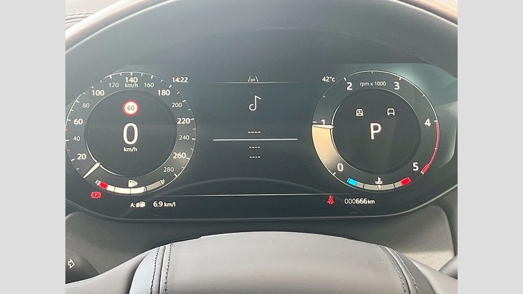 2024 認定中古車 Land Rover Range Rover フジホワイト D300 AWD MHEV（AT） スタンダードホイールベース Autobiography