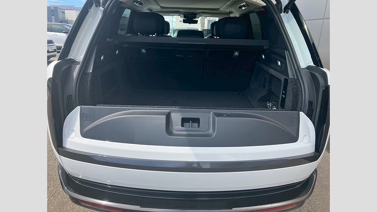 2024 認定中古車 Land Rover Range Rover フジホワイト D300 AWD MHEV（AT） スタンダードホイールベース Autobiography