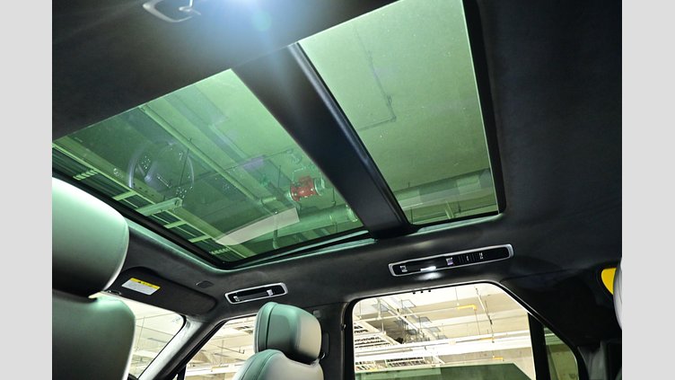 2024 認定中古車 Land Rover Range Rover Sport オストゥーニパールホワイト D300マイルドハイブリッド スタンダードホイールベース Autobiography