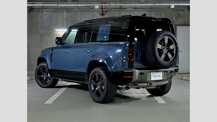 2023 認定中古車 Land Rover Defender 110 タスマンブルー D300 AWD（AT） X-DYNAMIC HSE