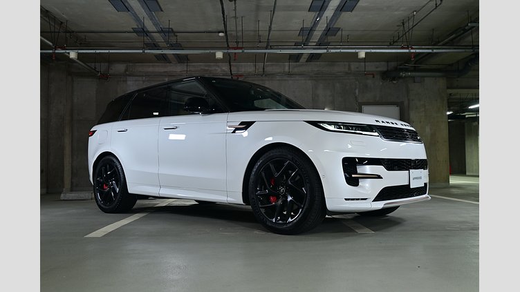 2024 認定中古車 Land Rover Range Rover Sport オストゥーニパールホワイト D300マイルドハイブリッド スタンダードホイールベース Dynamic SE
