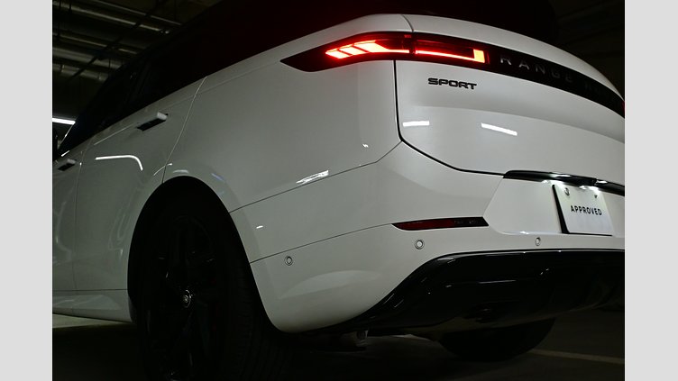 2024 認定中古車 Land Rover Range Rover Sport オストゥーニパールホワイト D300マイルドハイブリッド スタンダードホイールベース Dynamic SE