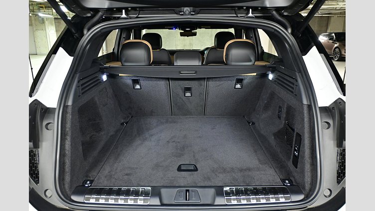 2024 認定中古車 Land Rover Range Rover Sport オストゥーニパールホワイト D300マイルドハイブリッド スタンダードホイールベース Dynamic SE