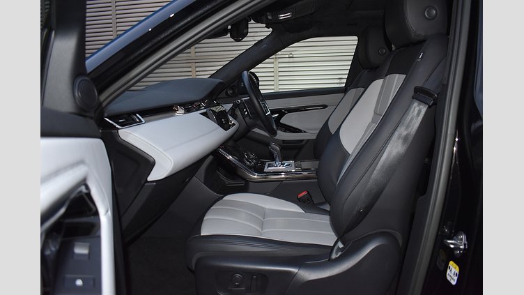 2019 認定中古車 Land Rover Range Rover Evoque サントリーニブラック D180 S