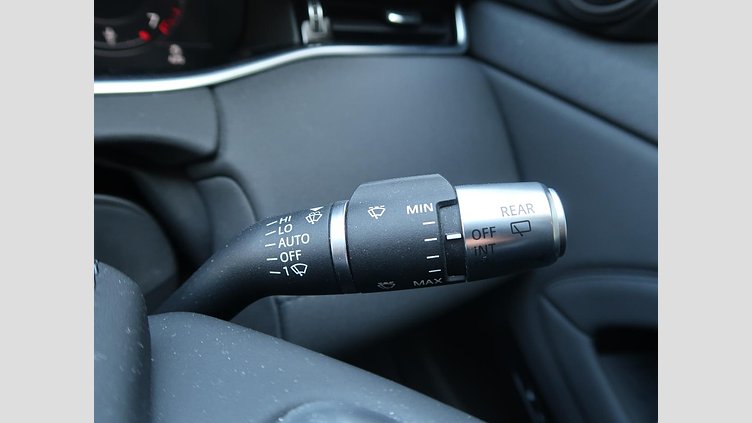 2020 認定中古車 Land Rover Range Rover Evoque シリコンシルバー P200 SE