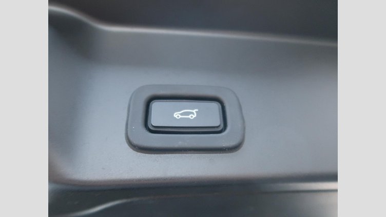 2020 認定中古車 Land Rover Range Rover Evoque シリコンシルバー P200 SE