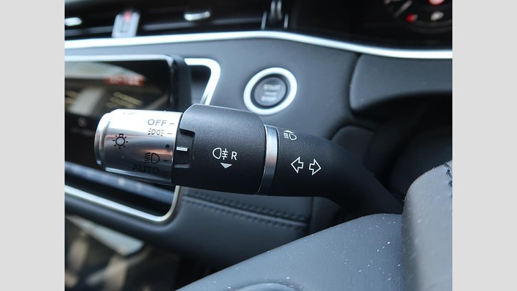 2020 認定中古車 Land Rover Range Rover Evoque シリコンシルバー P200 SE