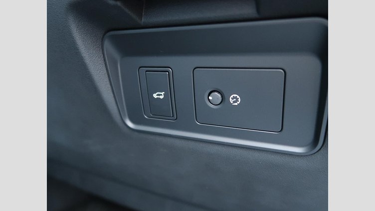 2020 認定中古車 Land Rover Range Rover Evoque シリコンシルバー P200 SE