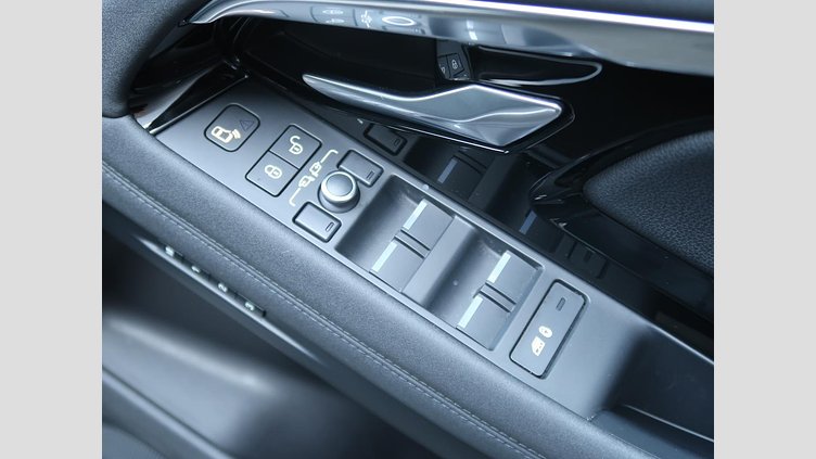 2020 認定中古車 Land Rover Range Rover Evoque シリコンシルバー P200 SE