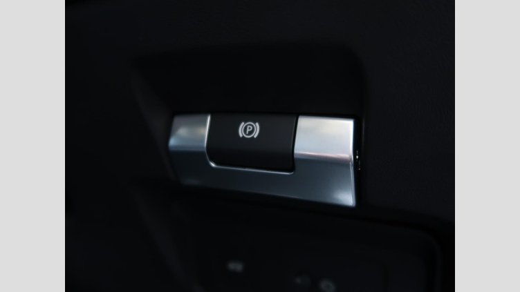 2020 認定中古車 Land Rover Range Rover Evoque シリコンシルバー P200 SE