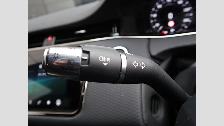 2020 認定中古車 Land Rover Range Rover Evoque フジホワイト P250 R-DYNAMIC S