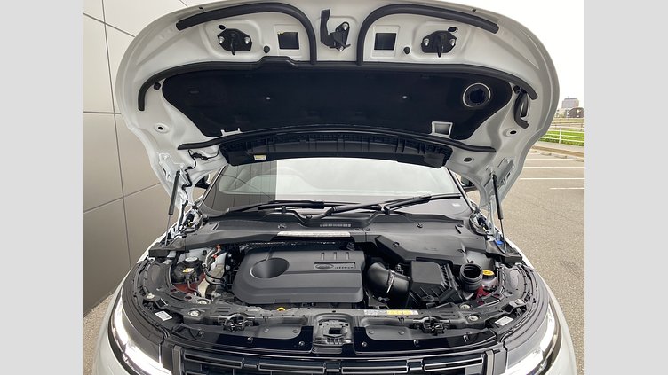 2024 認定中古車 Land Rover Range Rover Evoque フジホワイト P300eプラグインハイブリッド（ガソリン） スタンダードホイールベース DYNAMIC HSE