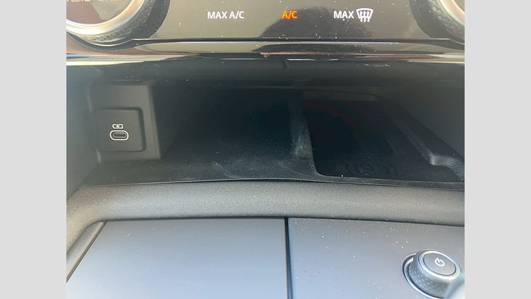 2024 認定中古車 Land Rover Discovery シャラントグレイ D350マイルドハイブリッド（ディーゼル） S