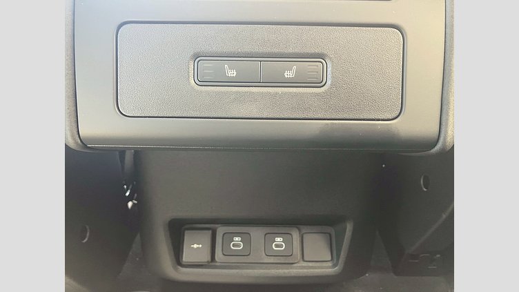 2024 認定中古車 Land Rover Discovery シャラントグレイ D350マイルドハイブリッド（ディーゼル） S