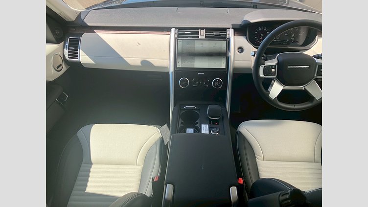 2024 認定中古車 Land Rover Discovery シャラントグレイ D350マイルドハイブリッド（ディーゼル） S