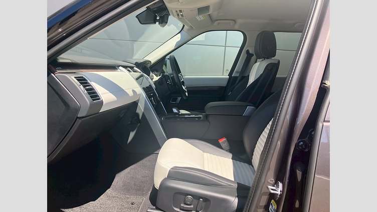 2024 認定中古車 Land Rover Discovery シャラントグレイ D350マイルドハイブリッド（ディーゼル） S