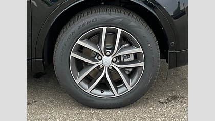 Discovery Sport 28