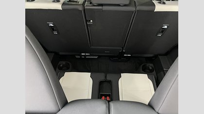 Discovery Sport 14