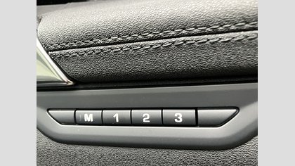 Discovery Sport 11