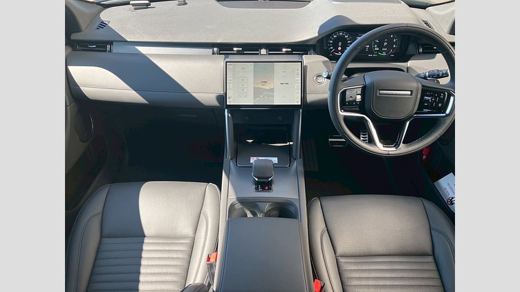 2025 認定中古車 Land Rover Discovery Sport サントリーニブラック プラグインハイブリッド（ガソリン） 標準ホイール Dynamic HSE