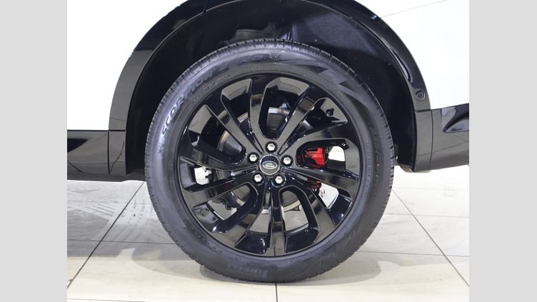 2024 認定中古車 Land Rover Discovery Sport オストゥーニパールホワイト D200マイルドハイブリッド（ディーゼル） 標準ホイール DYNAMIC SE