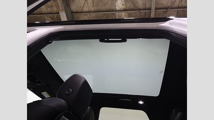 Discovery Sport 9
