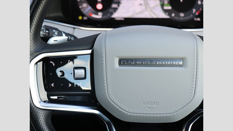 2022 認定中古車 Land Rover Range Rover Evoque オストゥーニパールホワイト P300e AWD（オートマチック）PHEV AUTOBIOGRAPHY