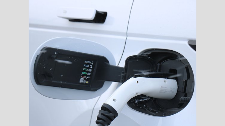 2022 認定中古車 Land Rover Range Rover Evoque オストゥーニパールホワイト P300e AWD（オートマチック）PHEV AUTOBIOGRAPHY